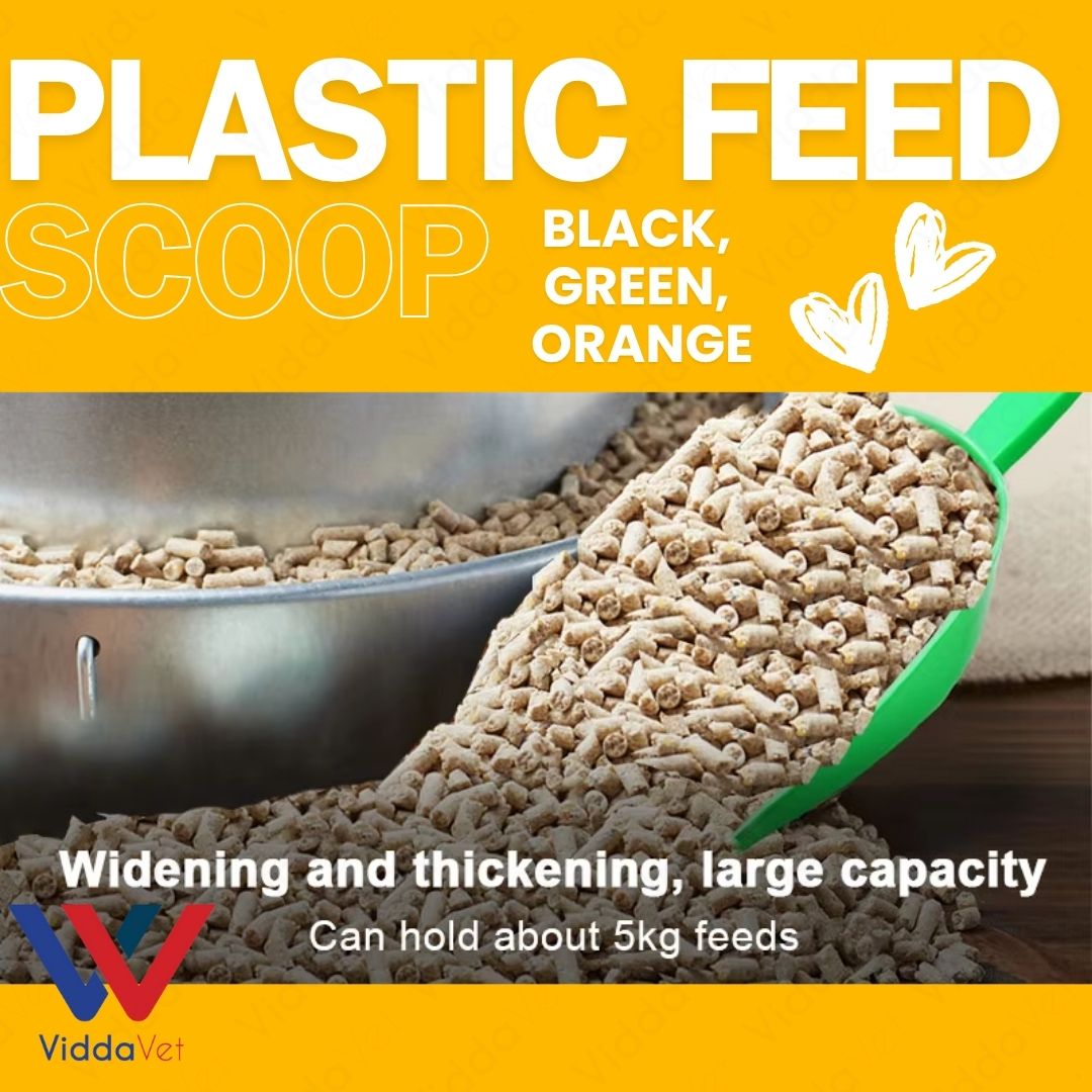 Plastic Feed Scoop for Animal Feed and Pet Supplies Orange Green Black