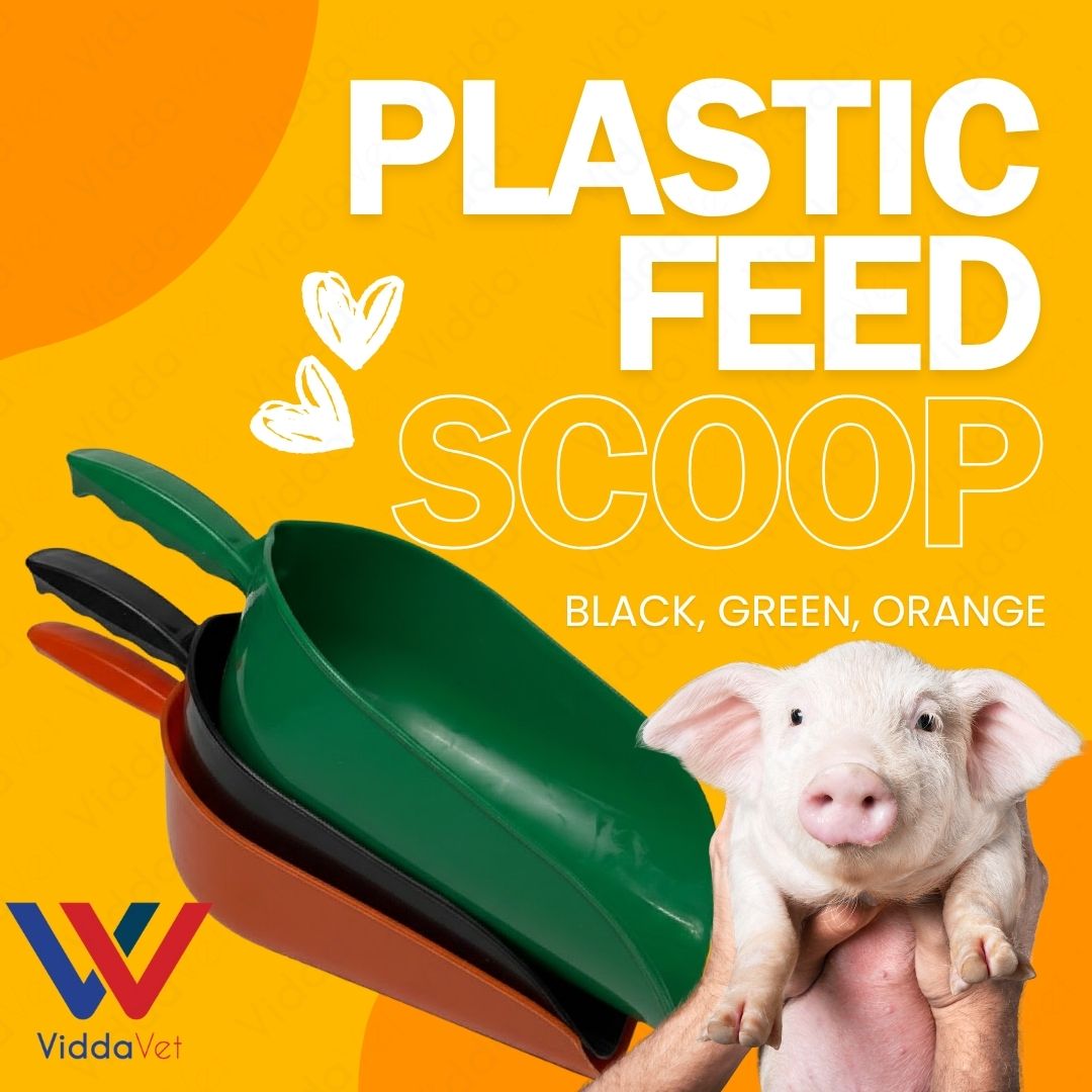 Plastic Feed Scoop for Animal Feed and Pet Supplies Orange Green Black