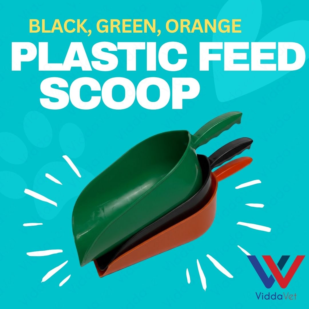 Plastic Feed Scoop for Animal Feed and Pet Supplies Orange Green Black