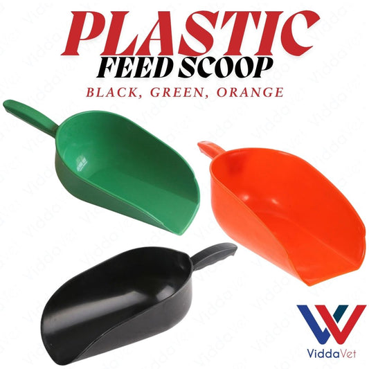 Plastic Feed Scoop for Animal Feed and Pet Supplies Orange Green Black