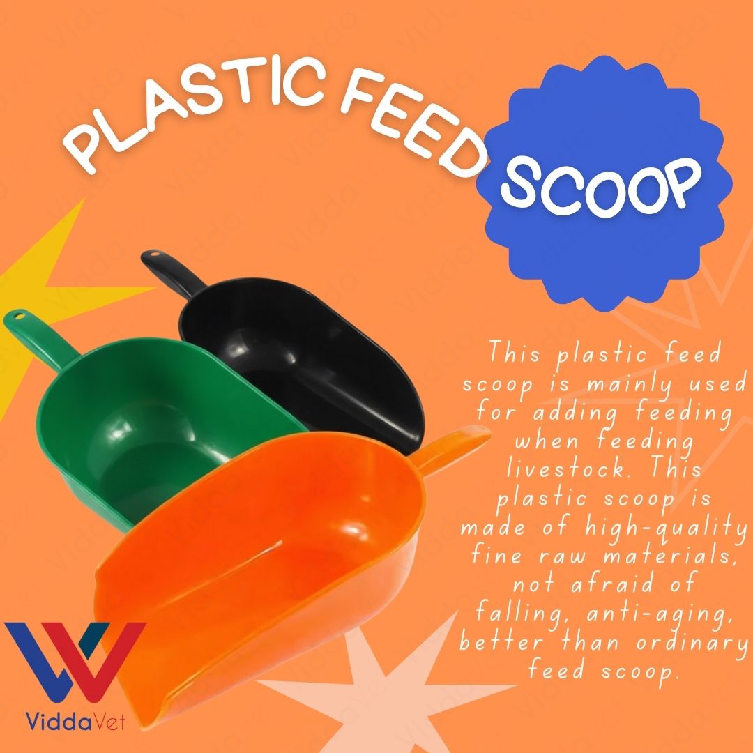 Plastic Feed Scoop for Animal Feed and Pet Supplies Orange Green Black