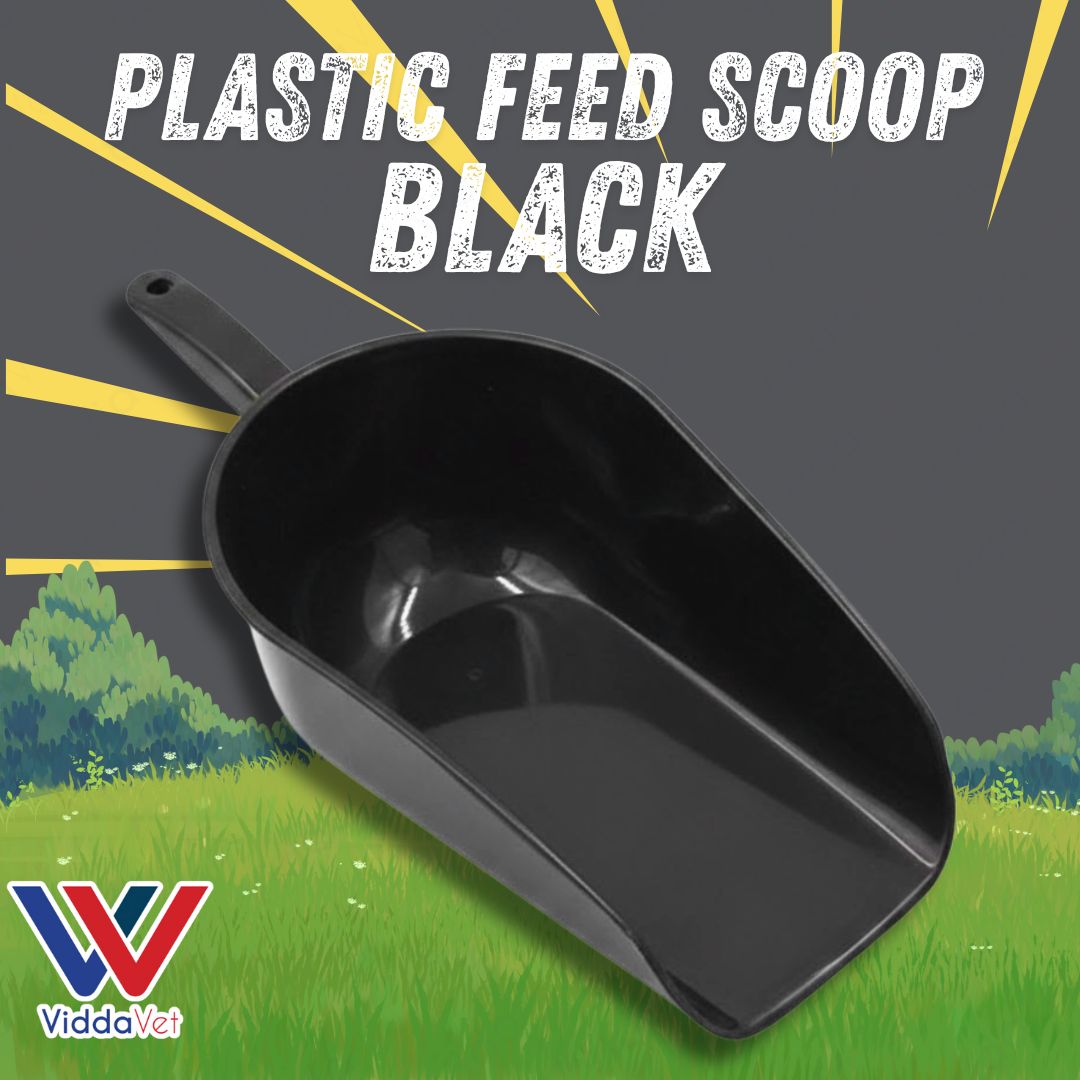 Plastic Feed Scoop for Animal Feed and Pet Supplies Orange Green Black