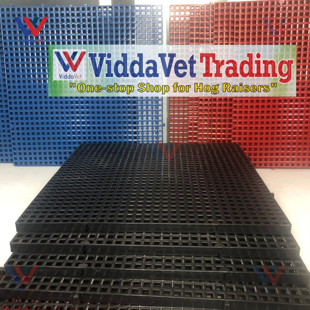 Black Plastic Matting 2x2