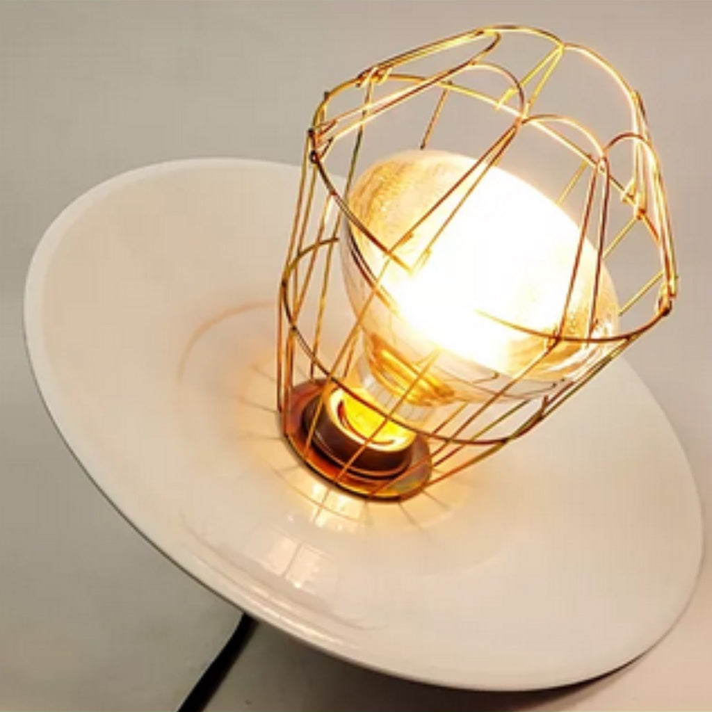 Brooder Metal Heat Lamp Shade with Bulb