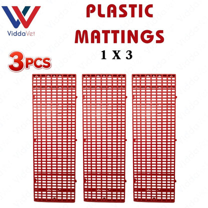 1x3 Red Plastic Matting Durable Flooring for Livestock Cages and Pens