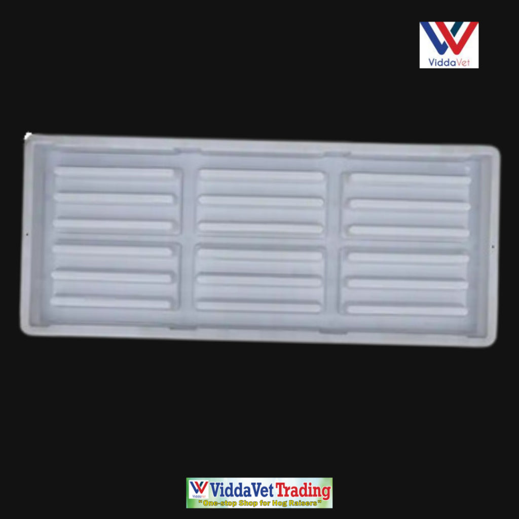 Plastic Concrete Molder