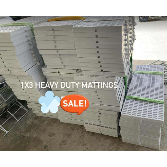 White Heavy Duty Plastic Matting 1ftx3ft